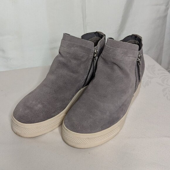 Dolce Vita Ankle Sneakers, Grey Suede Feel, Size 7 - Picture 1 of 6